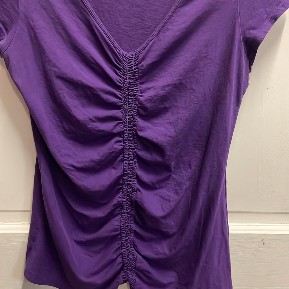 New York & Company deep purple v-neck blouse with cap sleeves, size large. - Picture 2 of 5